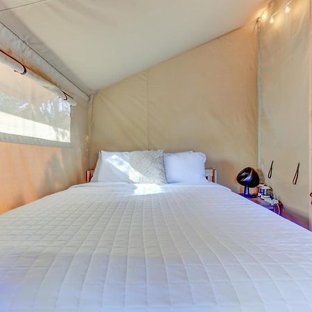 12 Fires Luxury Glamping With Heating #2 Hotel Johnson City Exterior photo